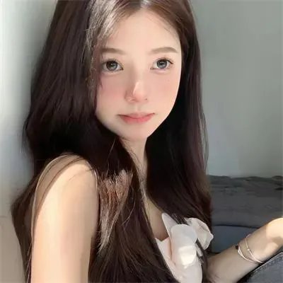 雪中的奇羊